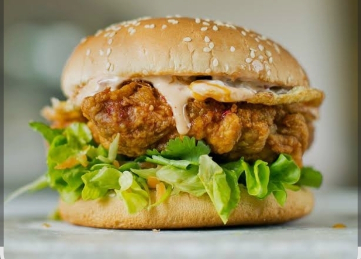 Chicken Cheese Burger